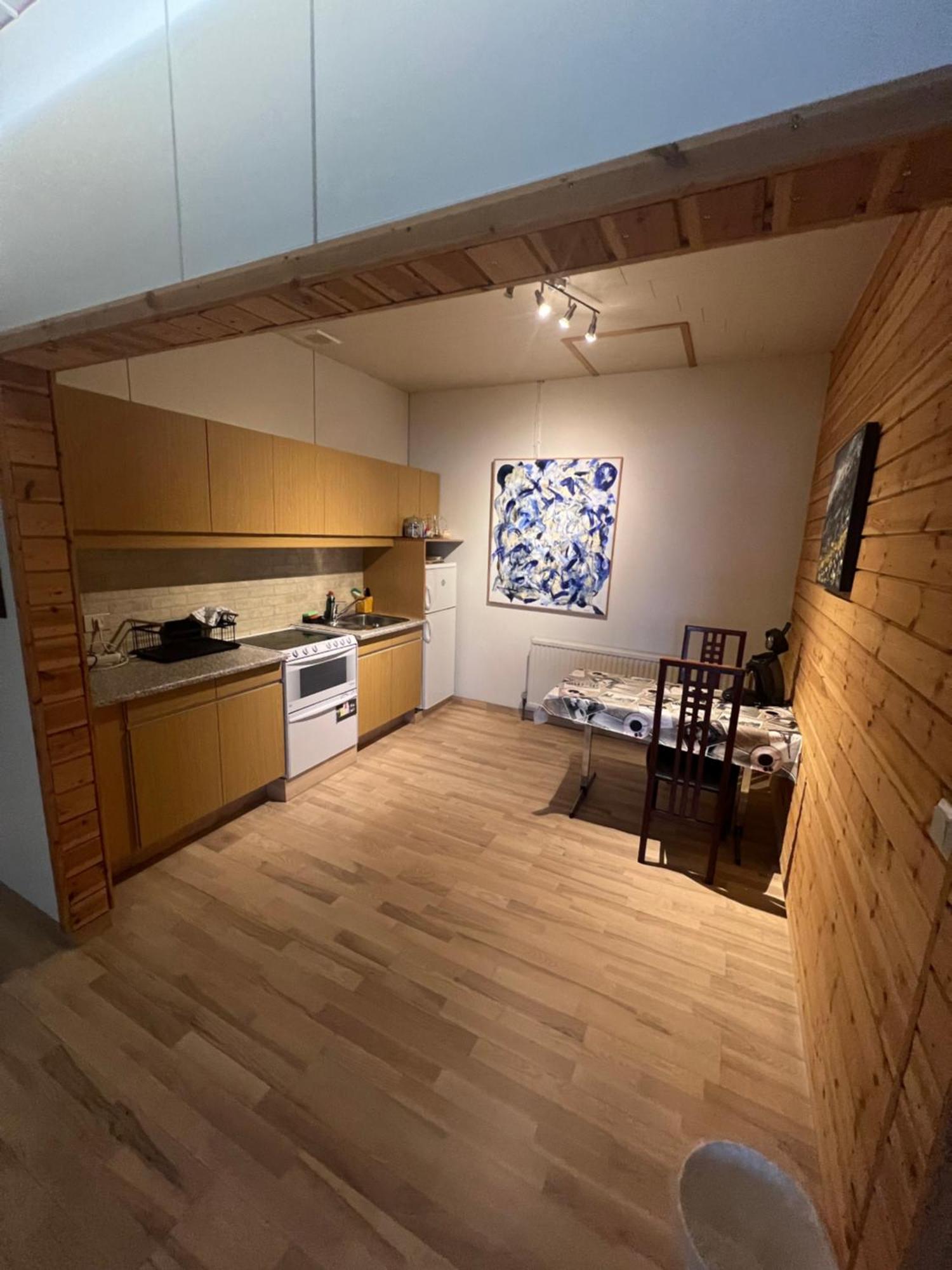 Art Hostel And Apartments Stokkseyri エクステリア 写真